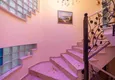 Доступная покупка Отдельно стоящий двухэтажный особняк с частным бассейном, мебелью, садом 27 