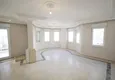 Доступная покупка Трехкомнатная квартира по доступной цене рядом с морем в Махмутларе 4 