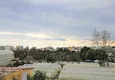 Доступная покупка Трехэтажная вилла в районе Кестель с мебелью в жилом комплексе 21 