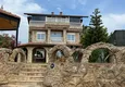 Купить Отдельно стоящая триплекс-вилла с 6-ю спальнями в Алании – район Оба 1