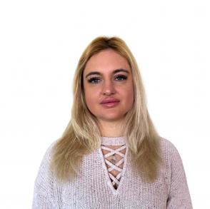 Елена Чернявская менеджер Атаберк Естейт