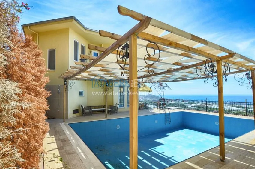 Частная вилла на территории знаменитого комплекса Goldcity 13 