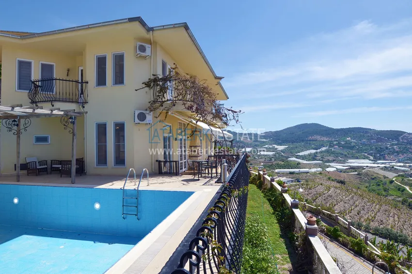 Частная вилла на территории знаменитого комплекса Goldcity 16 