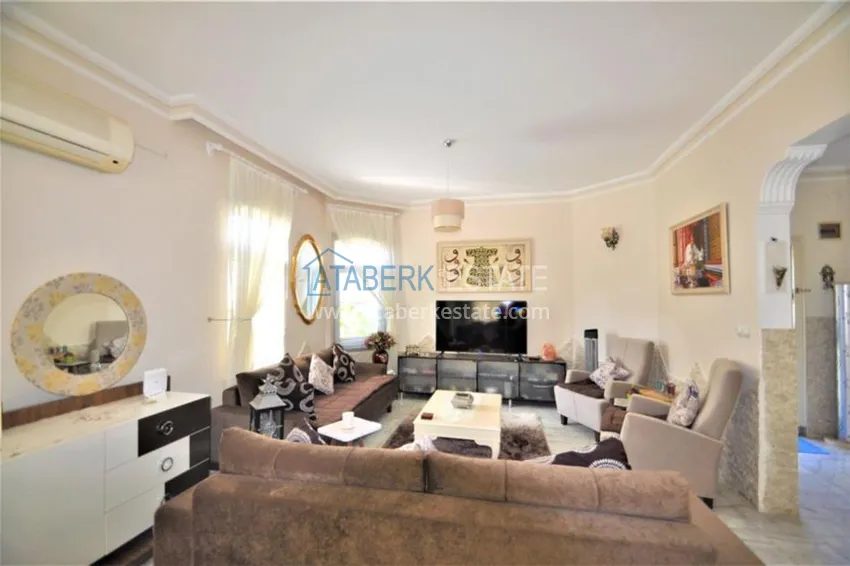 Вилла расположенная среди Торосских гор, недалеко от моря, для проживания большой семьи! 11 