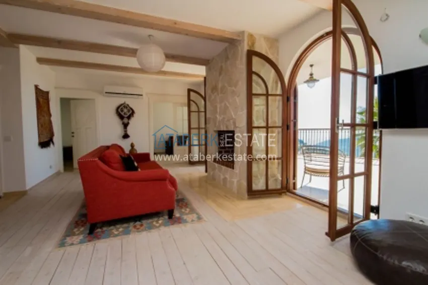 Приобрести Квартира 1+1 в аренду D-8 в 50 метрах от моря в самом центре Оба 30 