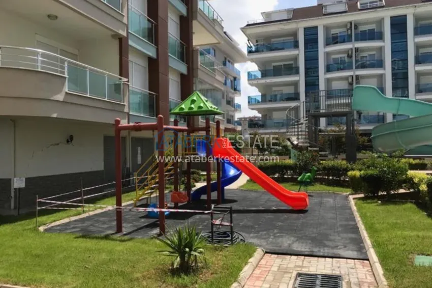 Меблированный дуплекс на первой береговой линии в районе Кестель 7 