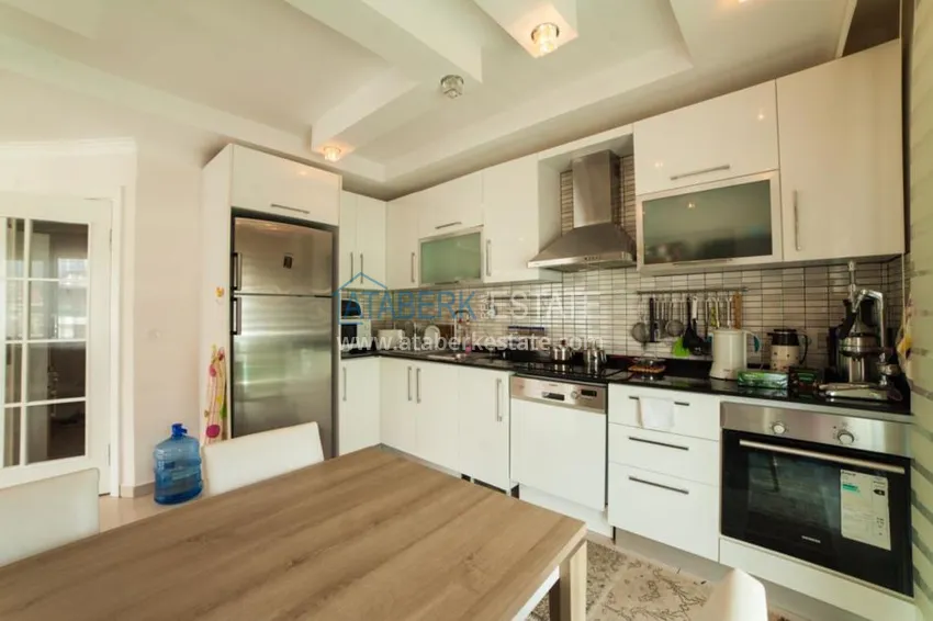 Приобрести Меблированный дуплекс на первой береговой линии в районе Кестель 2 