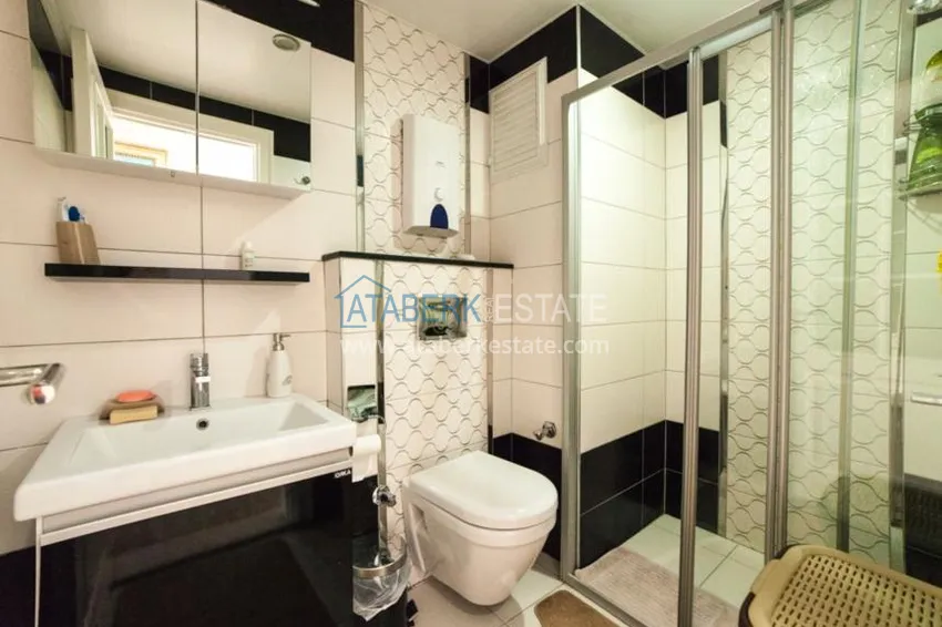 Приобрести Меблированный дуплекс на первой береговой линии в районе Кестель 4 