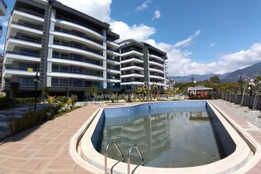 Четырехкомнатная квартира в центре Алании район Джикджилли 10 