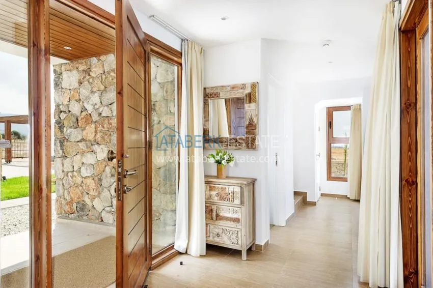 Приобрести Дизайнерские виллы класса Люкс 1