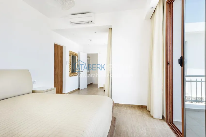 Приобрести Дизайнерские виллы класса Люкс 11