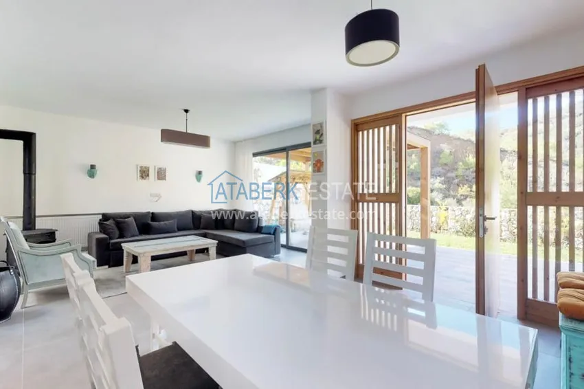 Приобрести Уникальные аутентичные дома в районе Беллапаис  1 