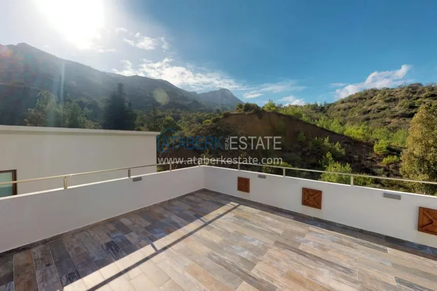 Приобрести Уникальные аутентичные дома в районе Беллапаис  11 