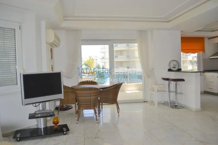 Приобрести Видовые квартиры в европейском комплексе на первой линии от моря в Тосмуре 14 