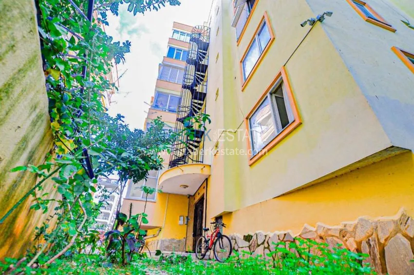 Трехкомнатная квартира в русскоговорящем курортном городке  10 