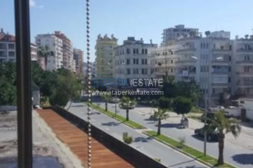 Приобрести Меблированная квартира в комплексе на центральной улице района 11 