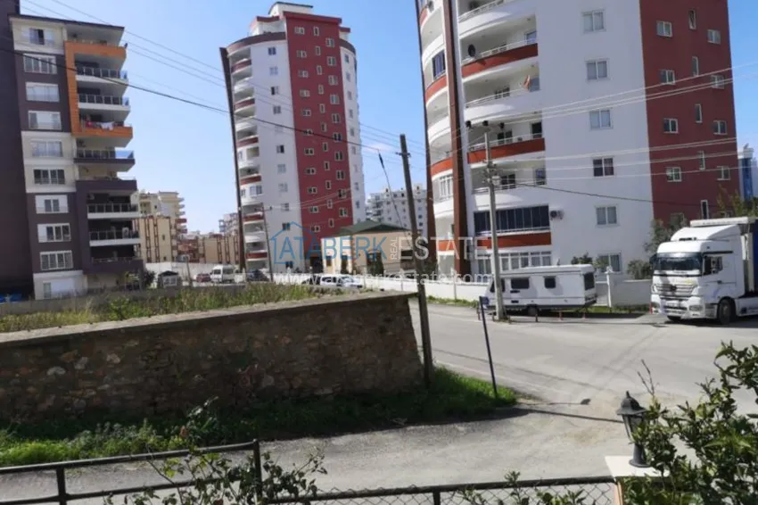 Трехкомнатная квартира в уютном комплексе с бассейном в Оба 6 