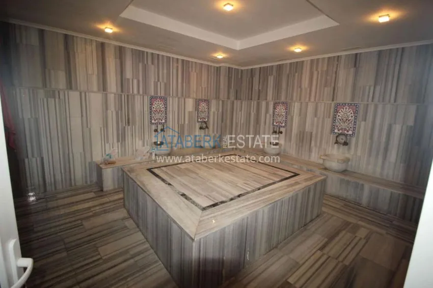 На продаже уютная, просторная квартира с видом на море. 28 