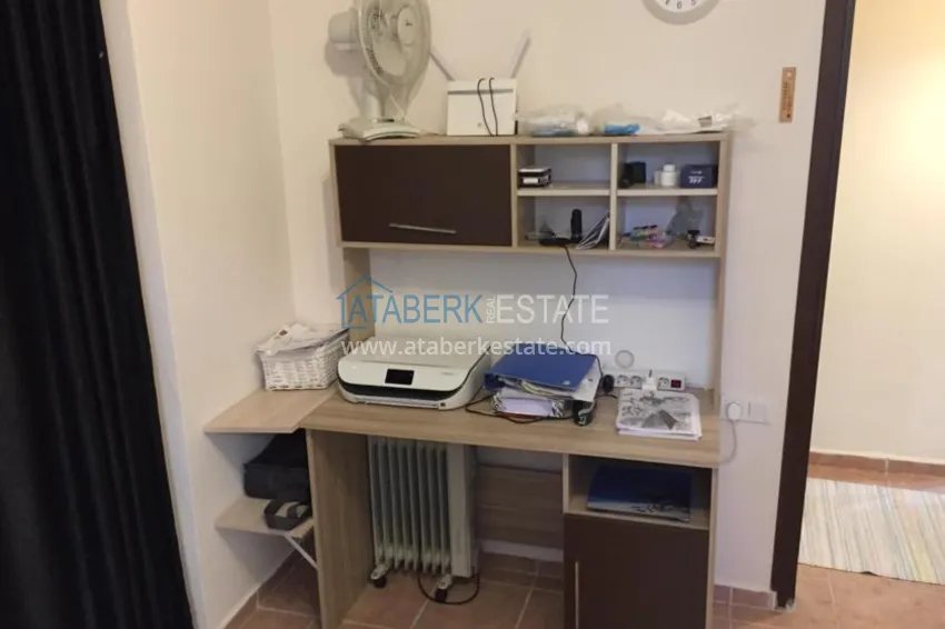 Приобрести Трехкомнатная квартира с мебелью, выходом в сад в районе Тосмур  12 