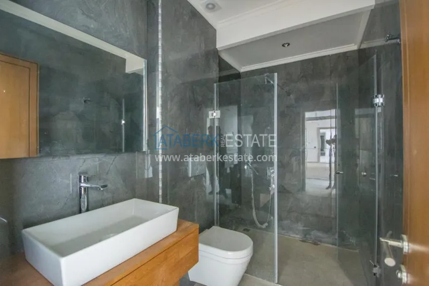 Приобрести Эксклюзивная вилла в центре Алании с возможностью получения турецкого гражданства 27 