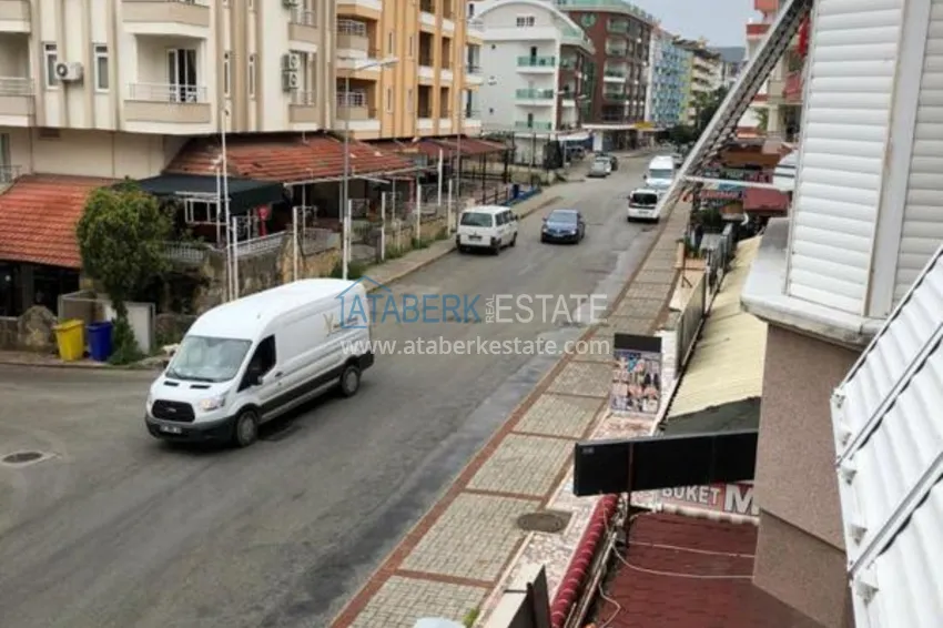 Приобрести Большая трехкомнатная квартира с отдельной кухней в районе пляжа Клеопатра  9 