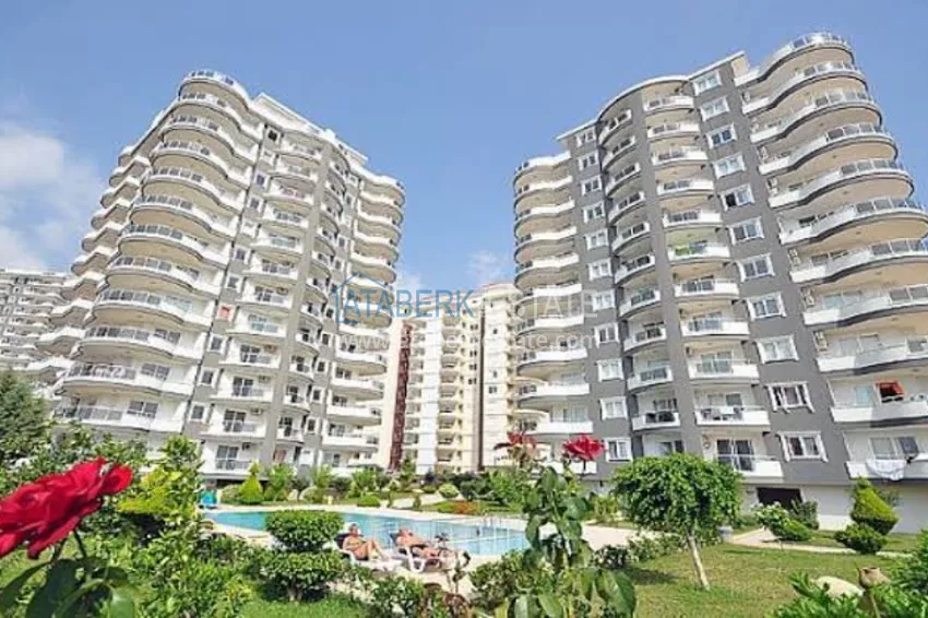 Трехкомнатная квартира в районе Махмутларе с видом на море 2 