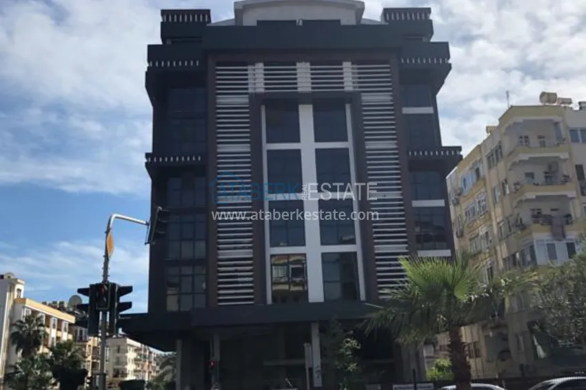 Готовые офисы в Оба в бизнес центре туристического района Аланьи  1 