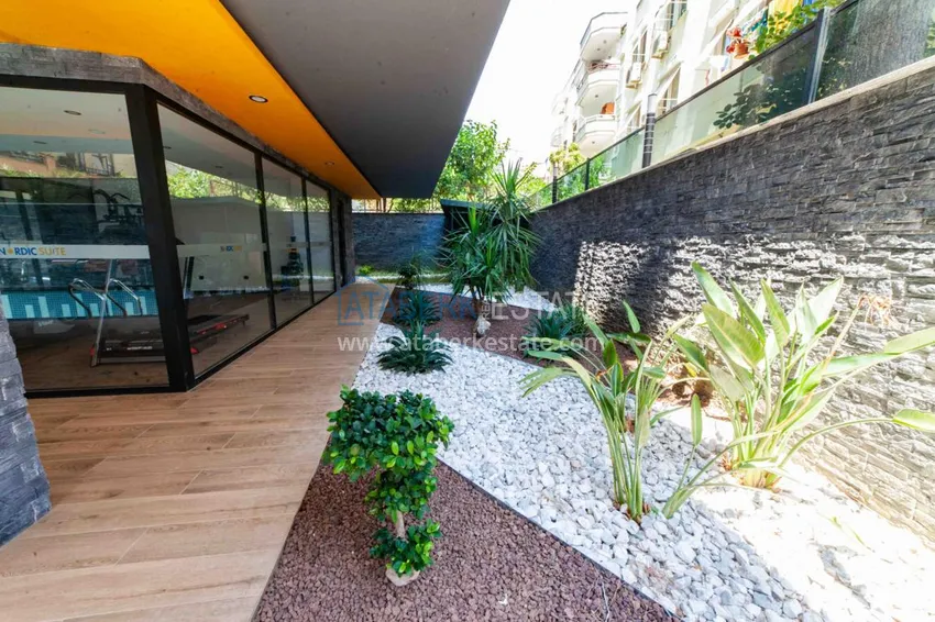 Комплекс с отделкой в стиле лофт от застройщика 15 