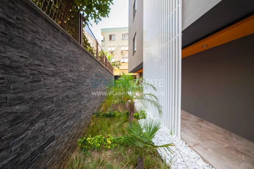 Комплекс с отделкой в стиле лофт от застройщика 18 