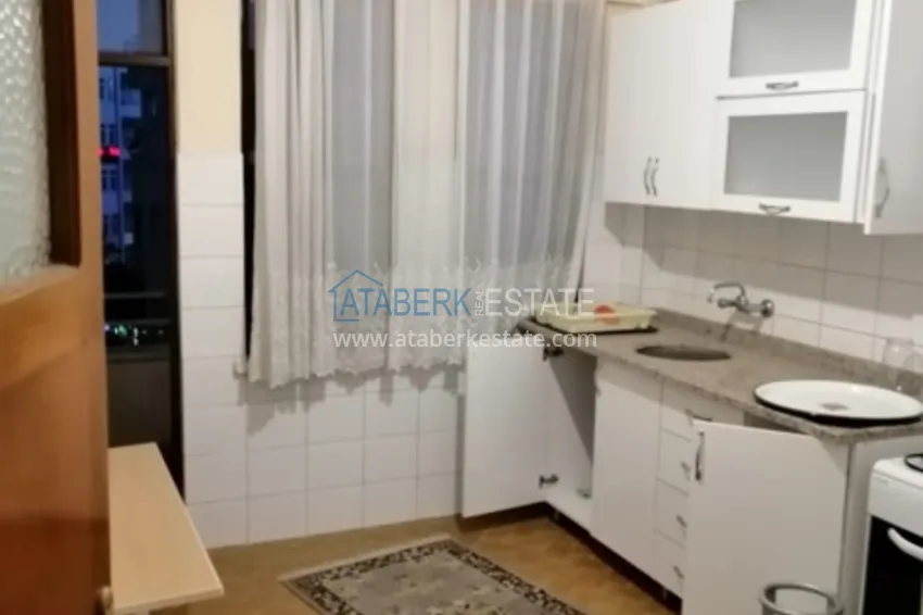 Приобрести Квартира в Алании с мебелью, отдельной кухней в районе пляжа Клеопатра 16 