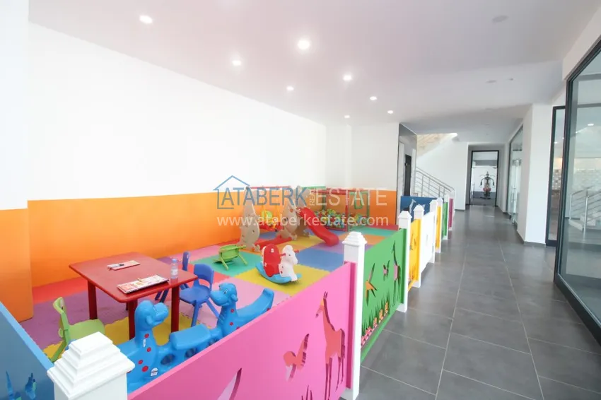 Пентхаус-дуплекс в Махмутларе с чистовой отделкой видом на горы и море  30 