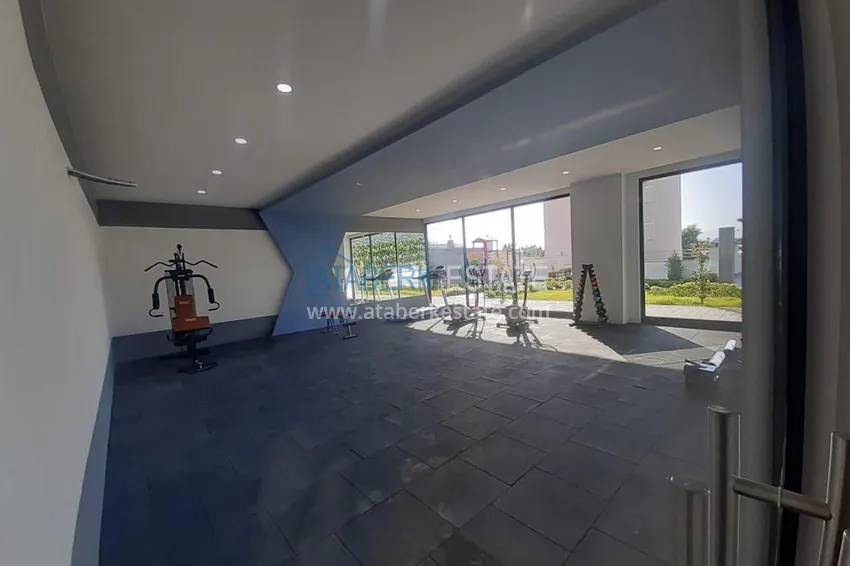 Пентхаус-дуплекс в Махмутларе с чистовой отделкой видом на горы и море  34 