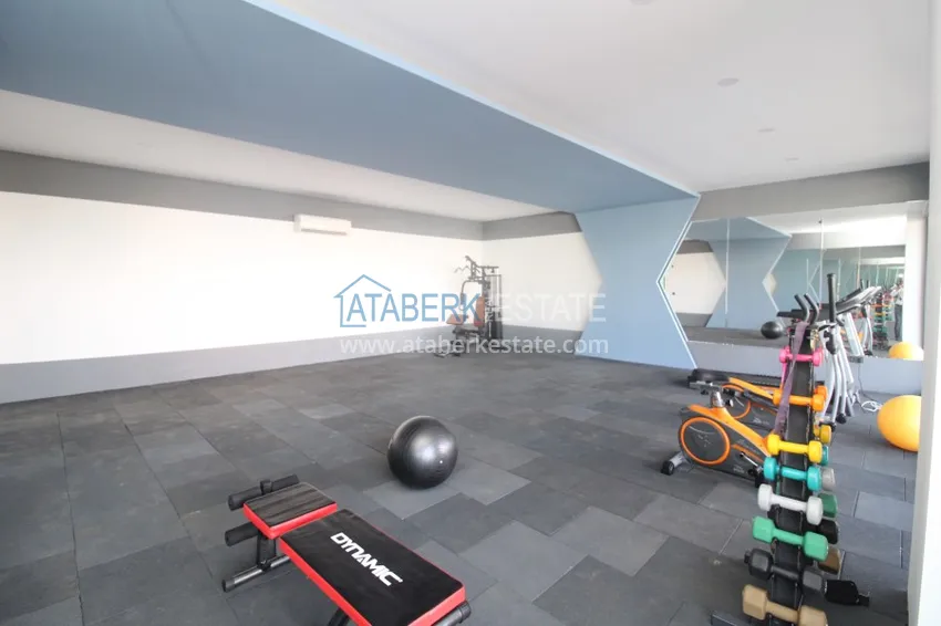 Пентхаус-дуплекс в Махмутларе с чистовой отделкой видом на горы и море  35 