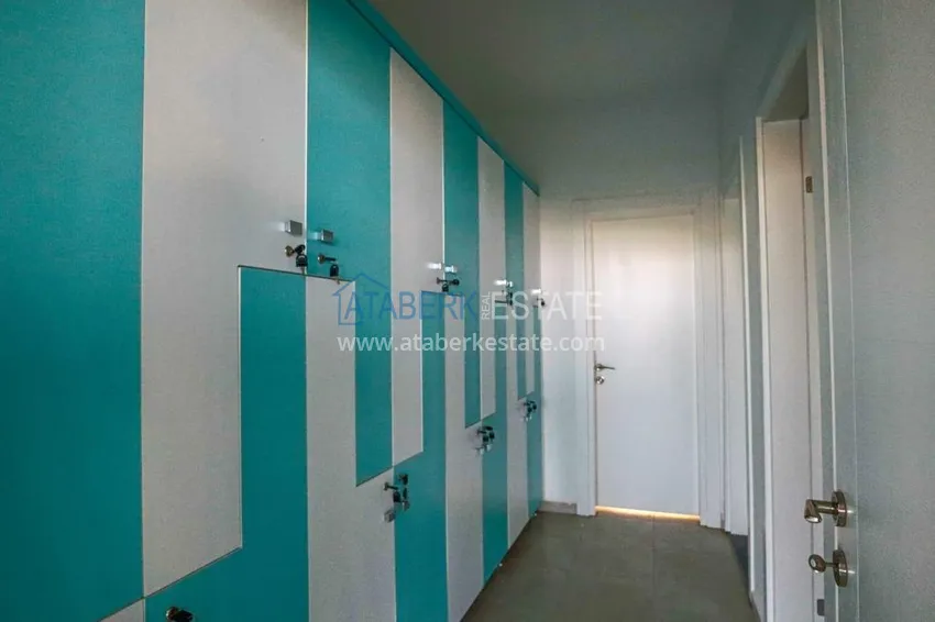 Пентхаус-дуплекс в Махмутларе с чистовой отделкой видом на горы и море  36 