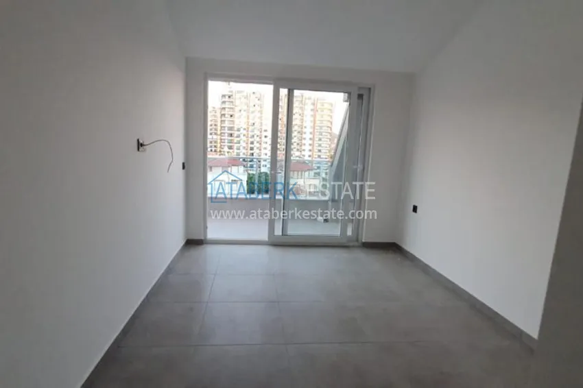 Приобрести Пентхаус-дуплекс в Махмутларе с чистовой отделкой видом на горы и море  2 