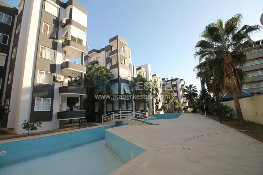 Квартира в Конаклы в комплексе на первой береговой  1 