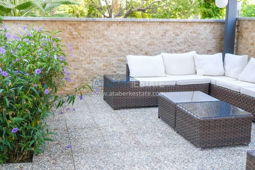 Квартира в Махмутларе меблированная с видом на море и горы в комплексе класса люкс 11 