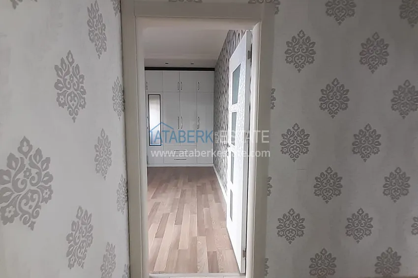 Приобрести Квартира в центре с отдельной кухней 3 спальнями и застеклённым балконом  18 