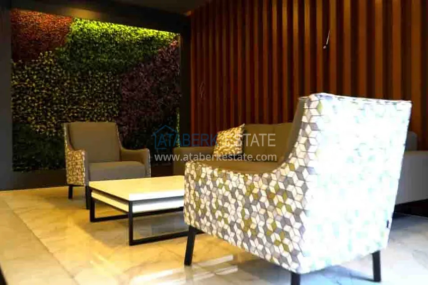 Квартира в Махмутларе меблированная с видом на море и горы в комплексе класса люкс 18 