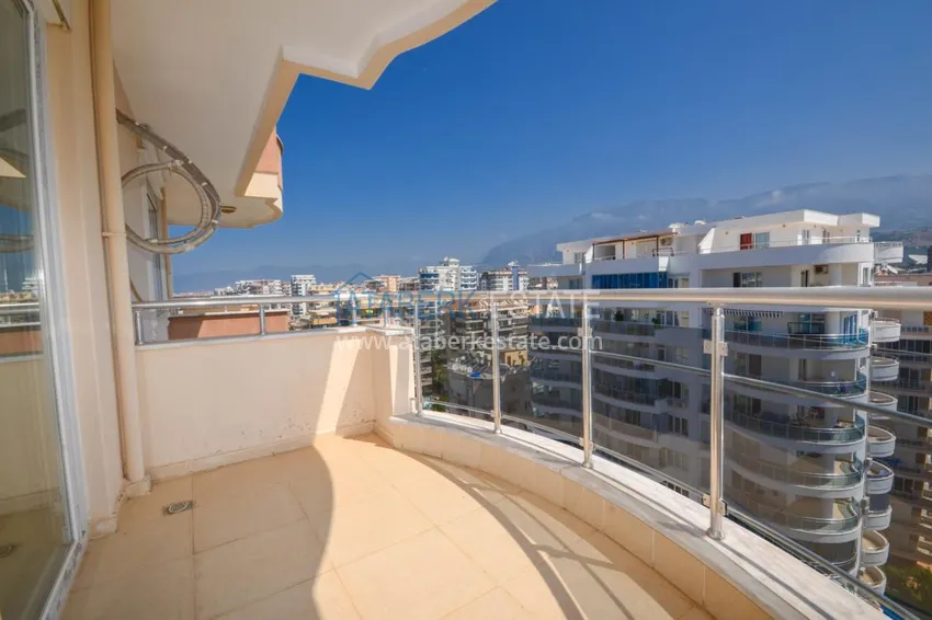 Приобрести Пентхаус в Махмутларе двухуровневый с четырьмя спальнями и личной сауной  17 