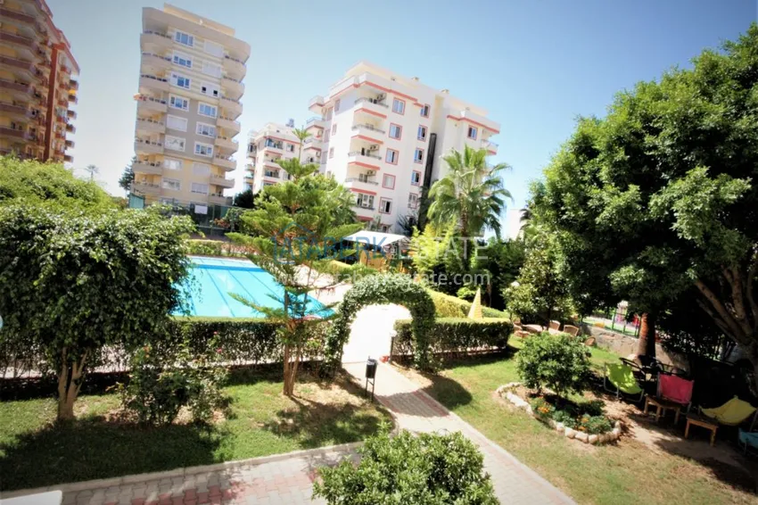  Квартира в Махмутлар после ремонта в жилом комплексе рядом с морем 1 