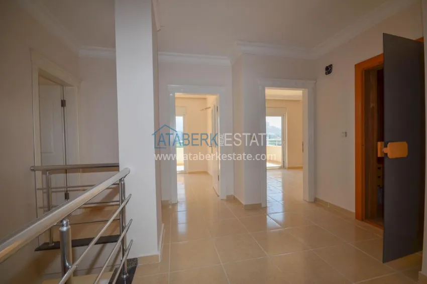 Приобрести Пентхаус в Махмутларе двухуровневый с четырьмя спальнями и личной сауной  22 