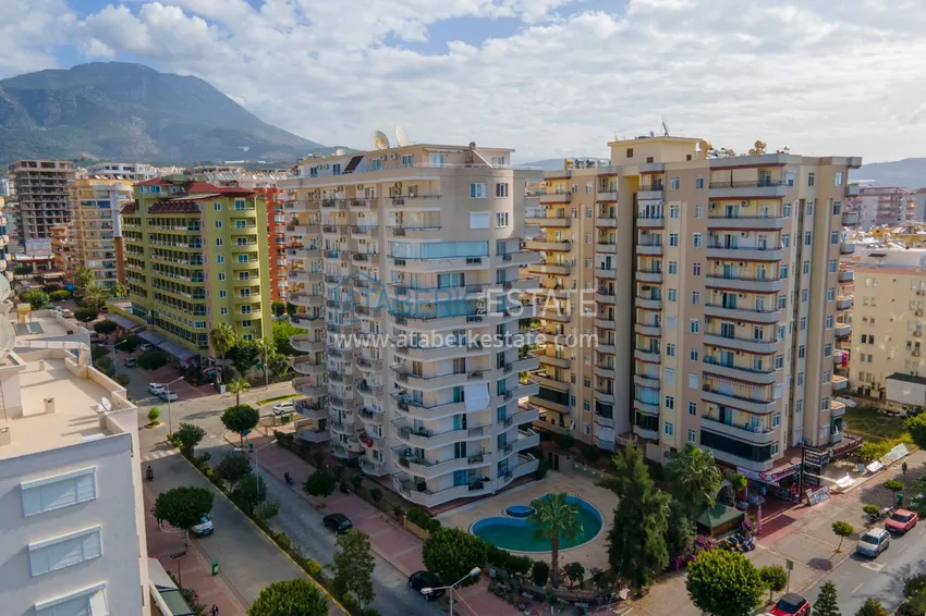  Квартира в Махмутлар в центре с мебелью и видом на море  3 