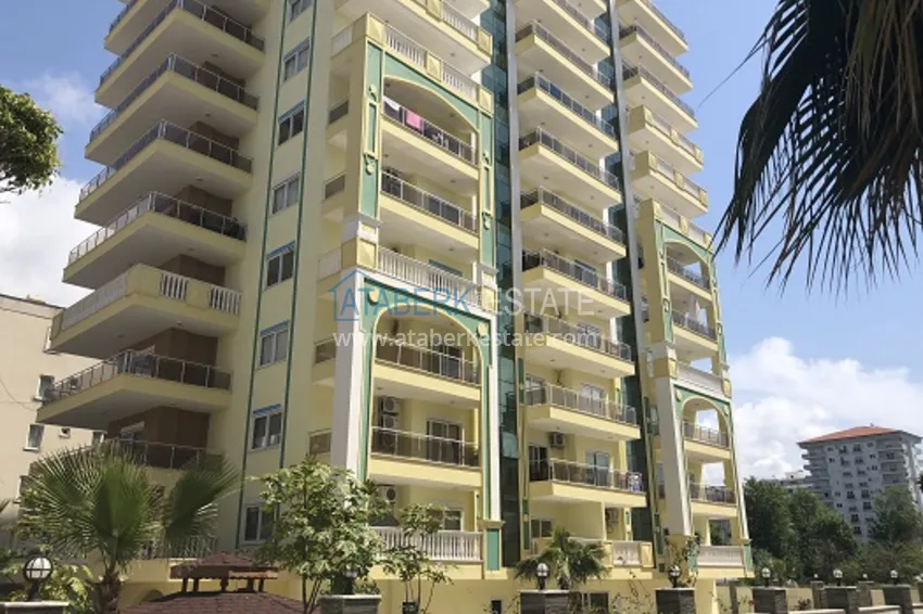 Квартира в Махмутларе с мебелью, видом на море и горы в жилом комплексе 7 