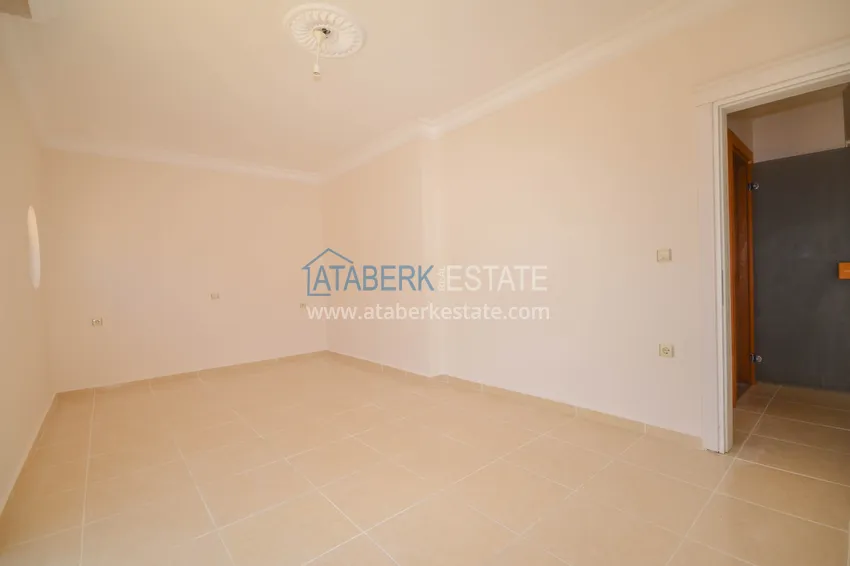 Приобрести Пентхаус в Махмутларе двухуровневый с четырьмя спальнями и личной сауной  35 