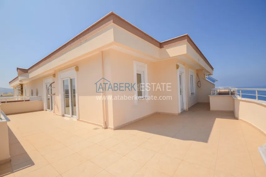 Приобрести Пентхаус в Махмутларе двухуровневый с четырьмя спальнями и личной сауной  36 