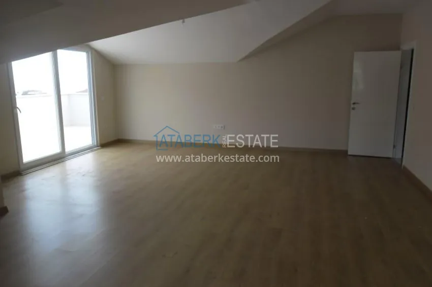 Приобрести Дуплекс в Кестеле с 6 спальнями, видом на море и горы  3 