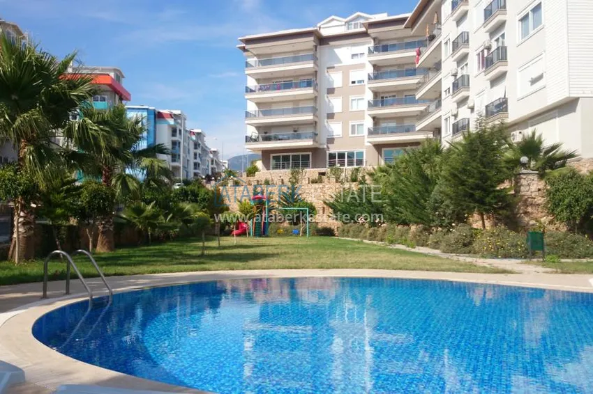 Дуплекс в Кестеле с 6 спальнями, видом на море и горы  5 