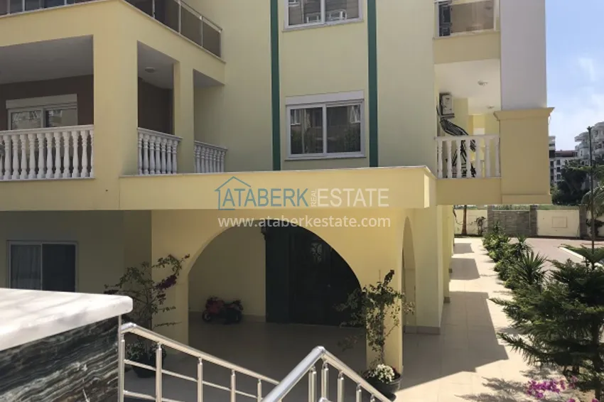 Квартира в Махмутларе с мебелью, видом на море и горы в жилом комплексе 9 