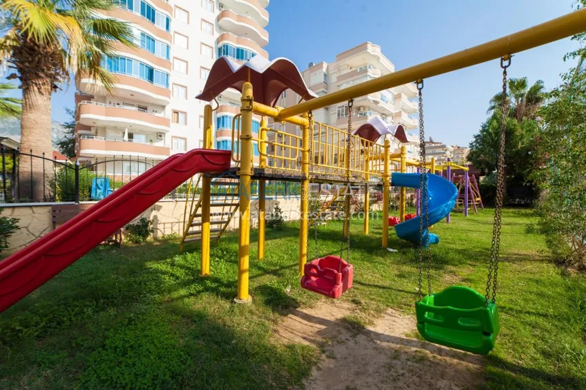 Квартира в Махмутларе с мебелью прямым видом на море в комплексе на первой линии 6 